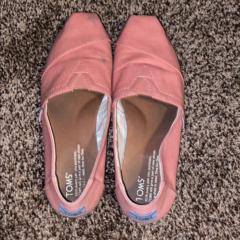 TOMS